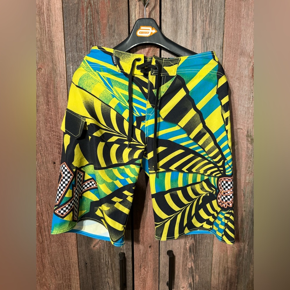 NWOT Men’s 30 Fox Racing Board Shorts
